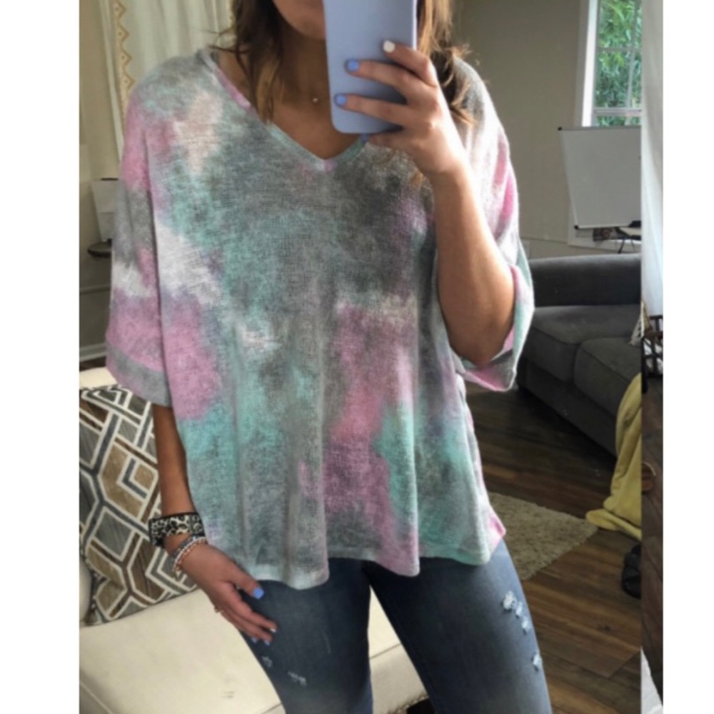 Short sleeve tie dye sweater